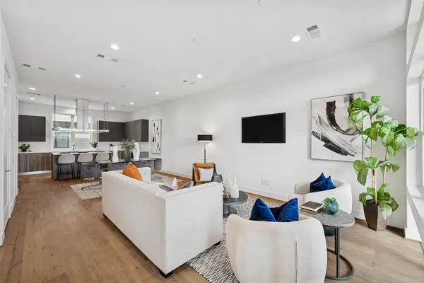 3064 Chimes Street, Dallas, TX 75219