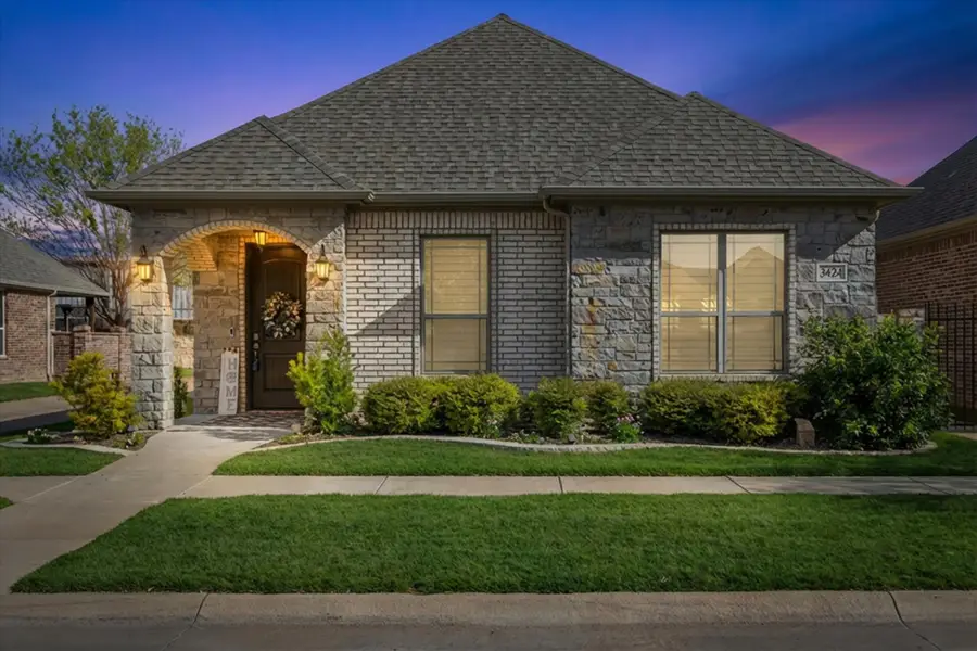 3424 Fountain Way, Granbury, TX 76049 - #2
