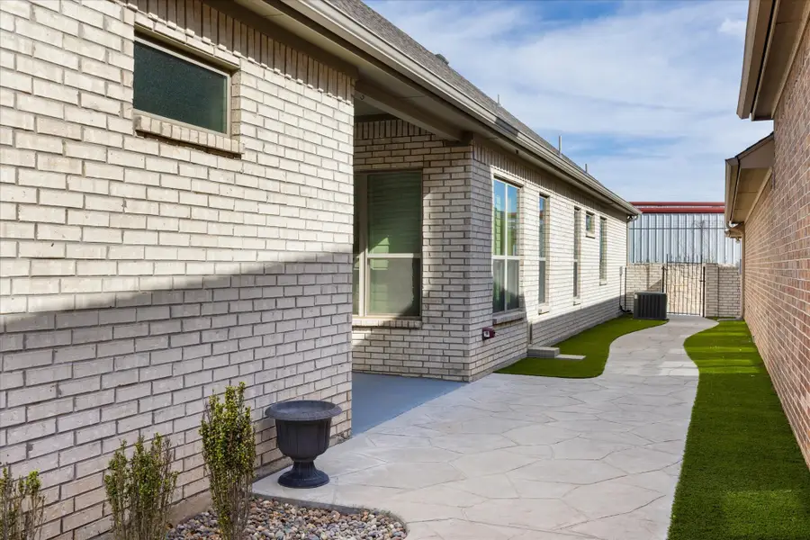 3424 Fountain Way, Granbury, TX 76049 - #3