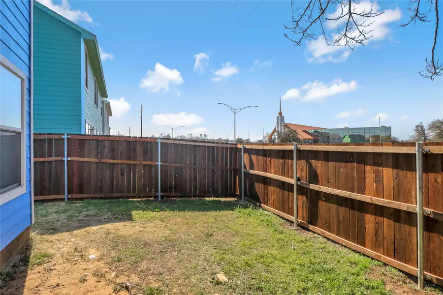 4600 Alamosa Street, Fort Worth, TX 76119 - #2