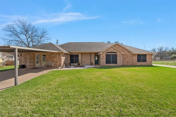 900 W Elizabeth Drive, Robinson, TX 76706