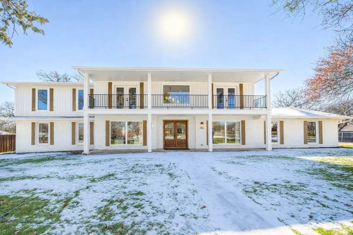 320 Cross Timbers Drive, Double Oak, TX 75077 - #1