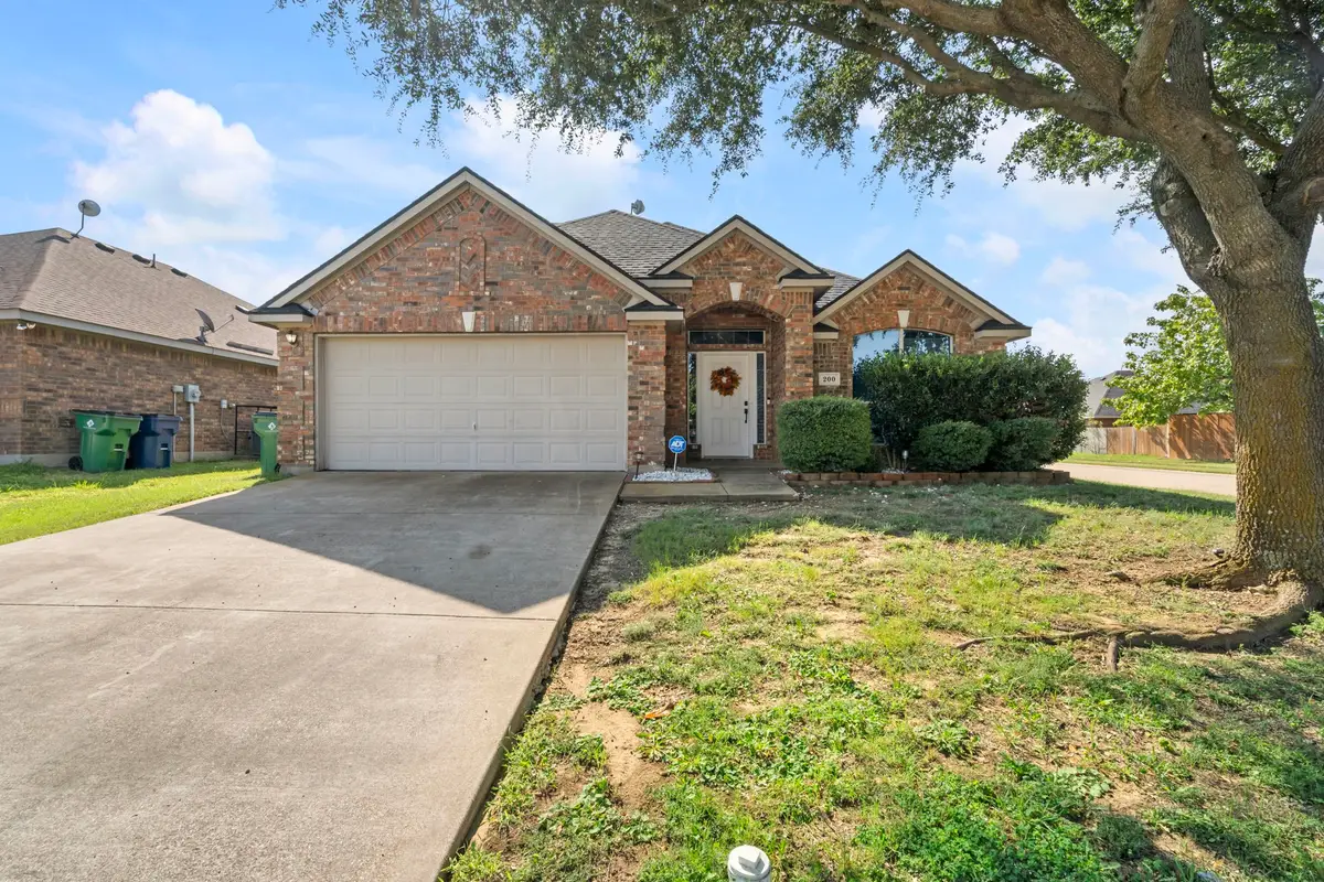200 Valley View Drive, Waxahachie, TX 75167 - Image #1