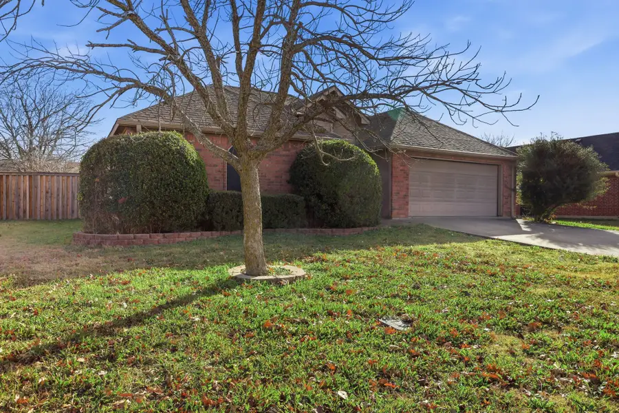 921 Calder Street, Howe, TX 75459 - Image #3