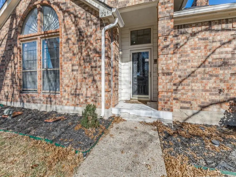 205 Benwynd Drive, Mesquite, TX 75149 - Image #3