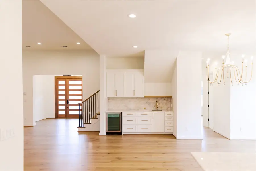 10930 Beauty Lane, Dallas, TX 75229 - Image #3