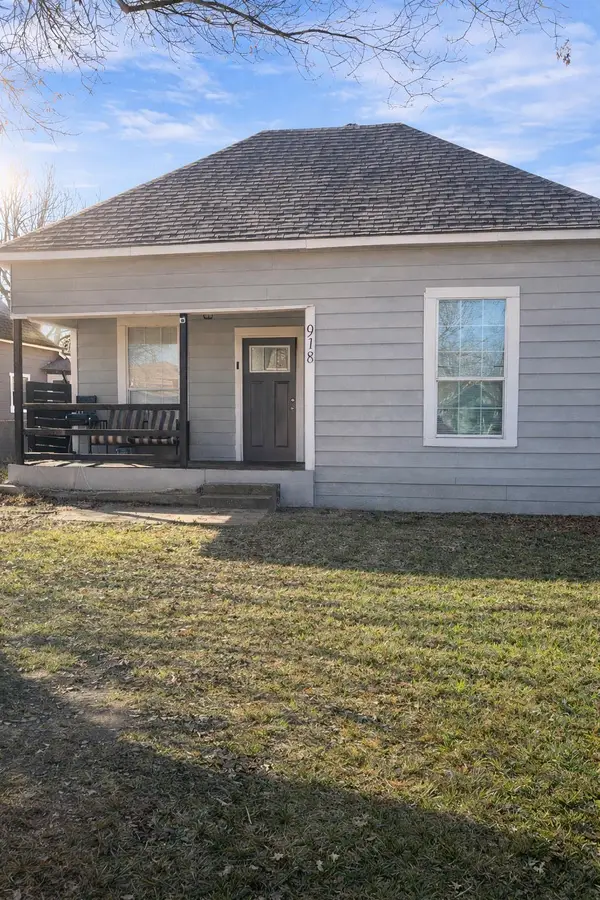 918 S Maxey Street, Sherman, TX 75090