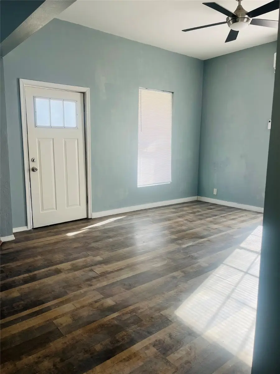 918 S Maxey Street, Sherman, TX 75090 - Image #2