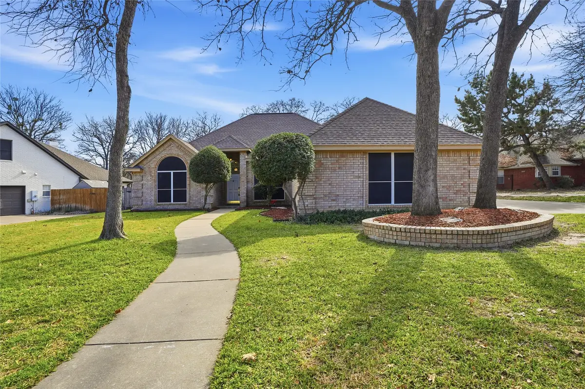 1312 Crows Nest Court, Azle, TX 76020 - Image #1