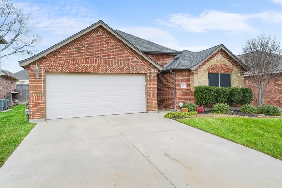 5857 Pearl Oyster Lane, Fort Worth, TX 76179 - Image #3
