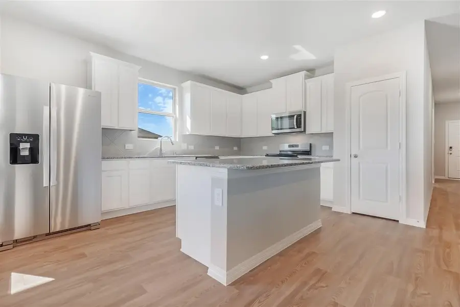 11033 Mokara Street, Fort Worth, TX 76108 - Image #3