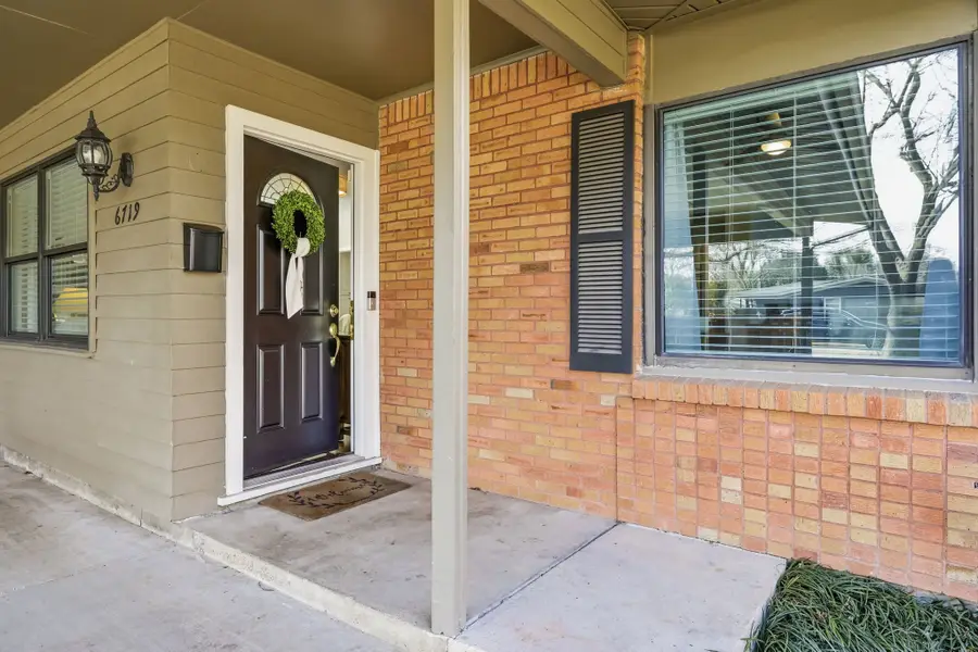 6719 Santa Anita Drive, Dallas, TX 75214 - #2