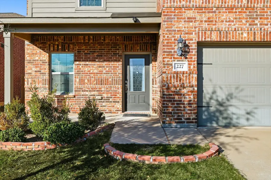 227 Curt Street, Anna, TX 75409 - Image #2