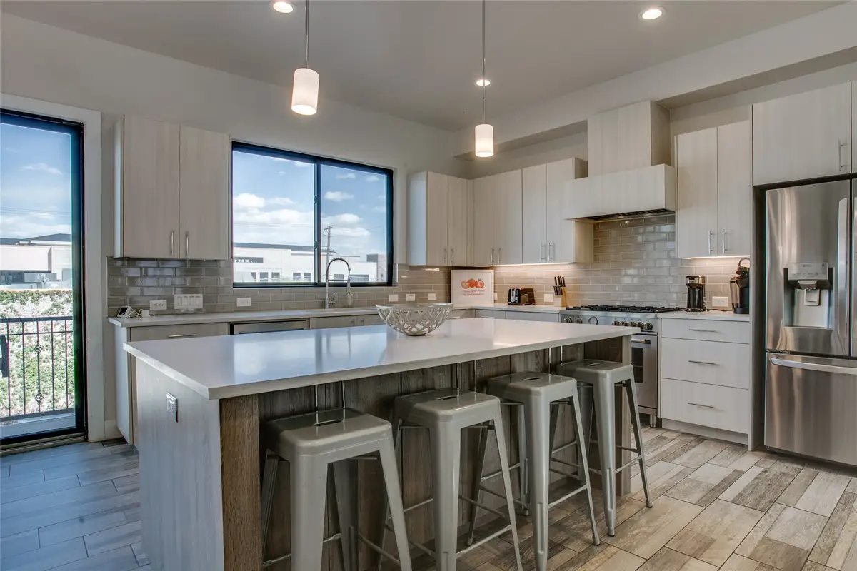 410 Melba Street #2, Dallas, TX 75208 - Image #1