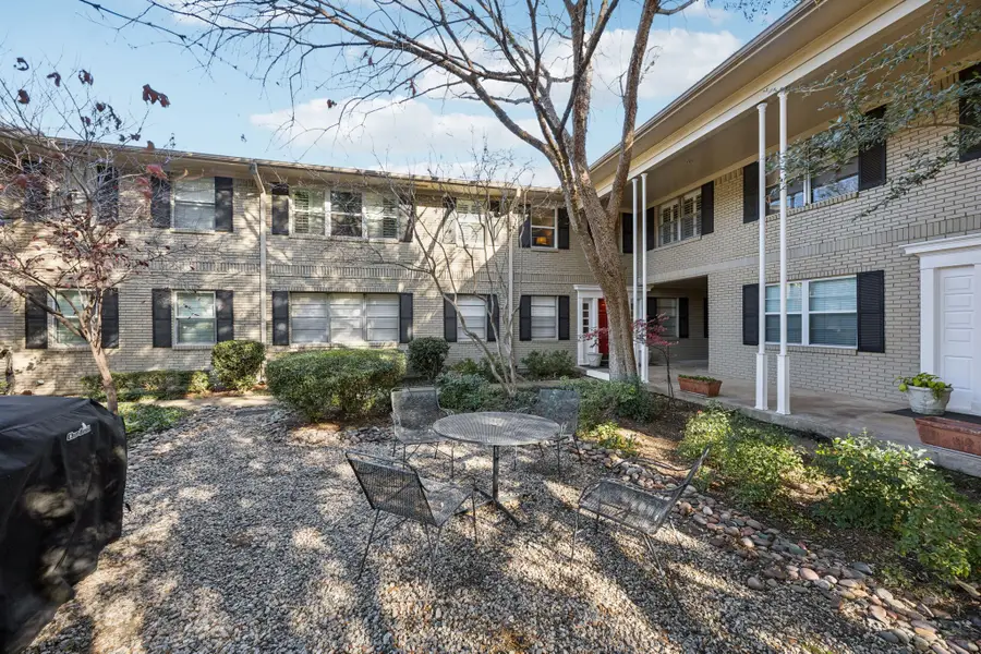 6235 Bandera Avenue #D, Dallas, TX 75225 - Image #2