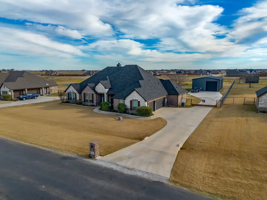 7912 Loma Lane, Godley, TX 76044 - Image #2