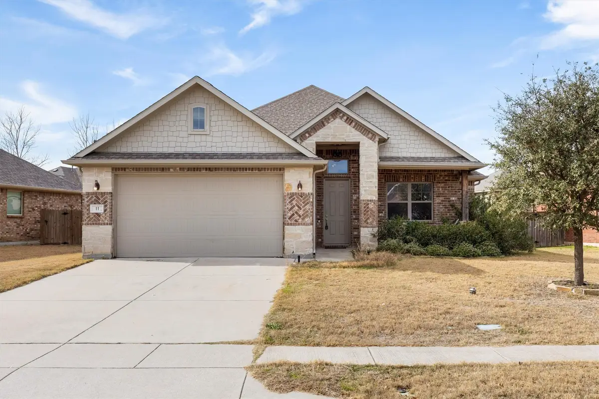 11 Pleasant Valley, Sanger, TX 76266 - Image #1