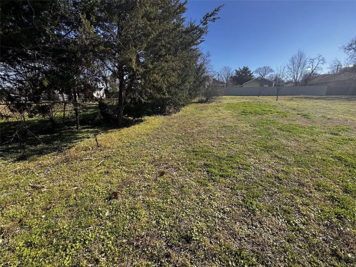 TBD E Latimer Street, Ennis, TX 75119 - Image #1