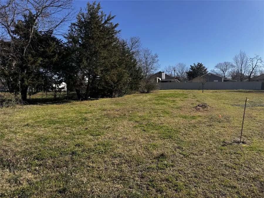 TBD E Latimer Street, Ennis, TX 75119 - Image #2