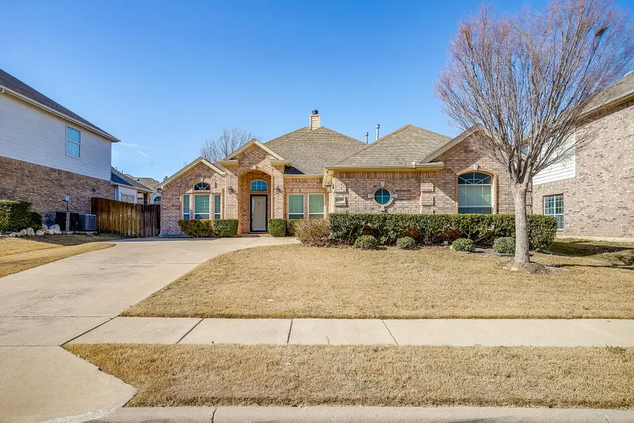 8205 Painted Tree Trail, Fort Worth, TX 76131 - Image #2