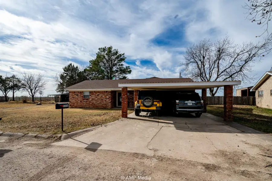 1306 Portland Avenue, Stamford, TX 79553 - #2