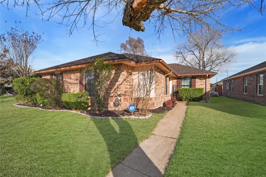 4522 Ebb Tide Drive, Rowlett, TX 75088 - Image #2