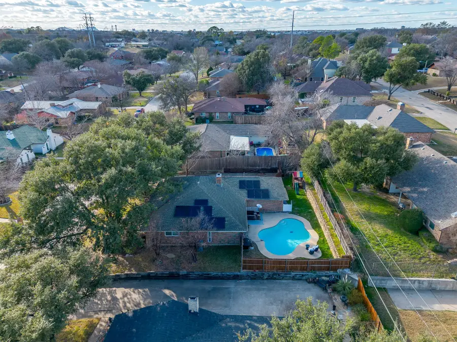 1906 Ola Lane, Grand Prairie, TX 75050 - Image #3