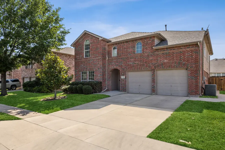 9121 Liberty Crossing Drive, Fort Worth, TX 76131 - Image #2