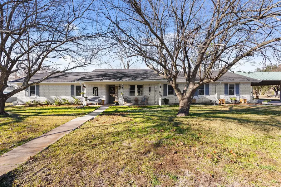 210 S Booth Street, Mart, TX 76664 - #2