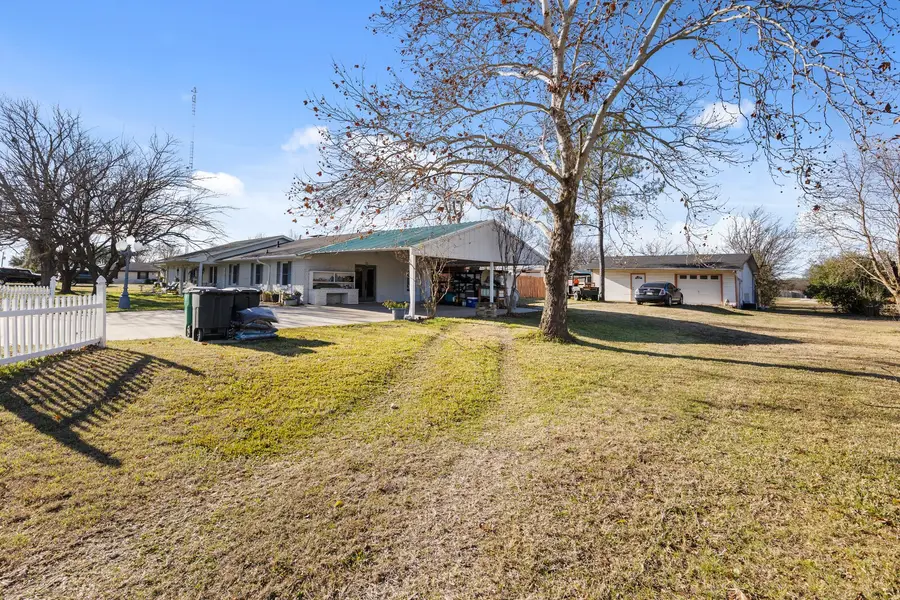 210 S Booth Street, Mart, TX 76664 - #3