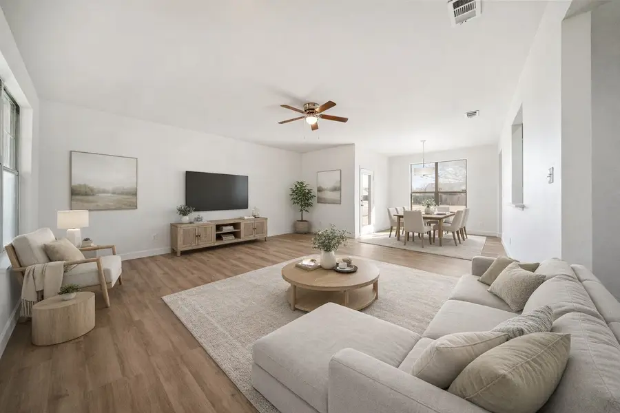 908 W Wintergreen Road, Lancaster, TX 75134 - Image #2