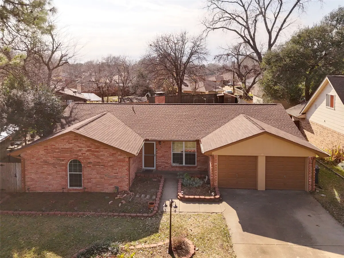 1702 Westover Drive, Arlington, TX 76015 - Image #1