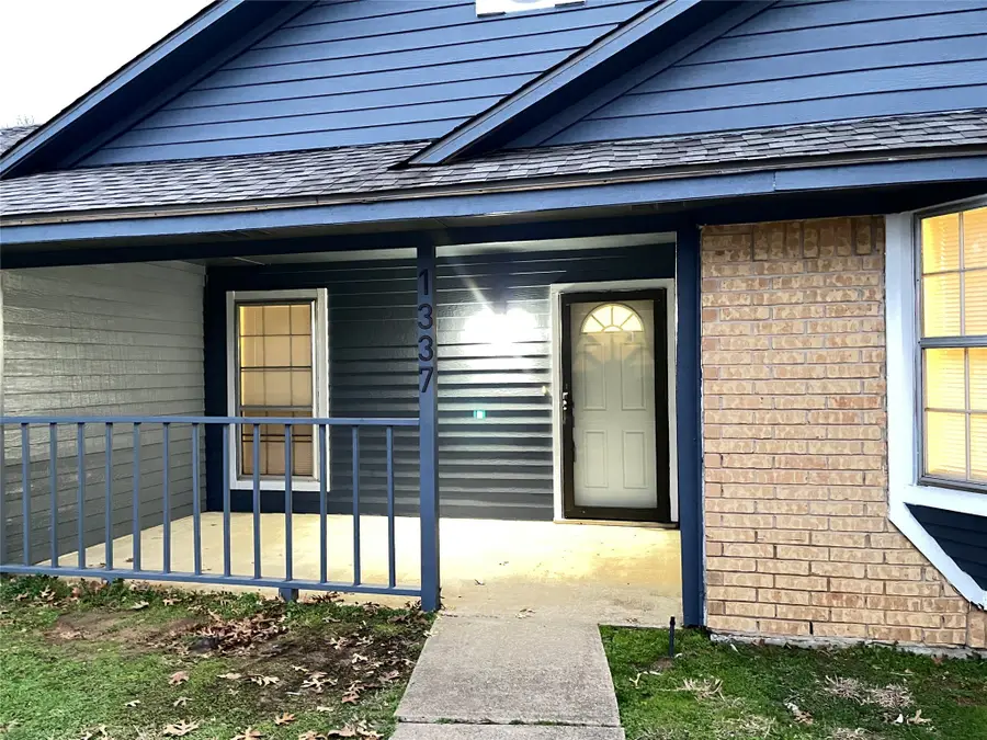 1337 Woodhill Drive, Lewisville, TX 75067 - #2