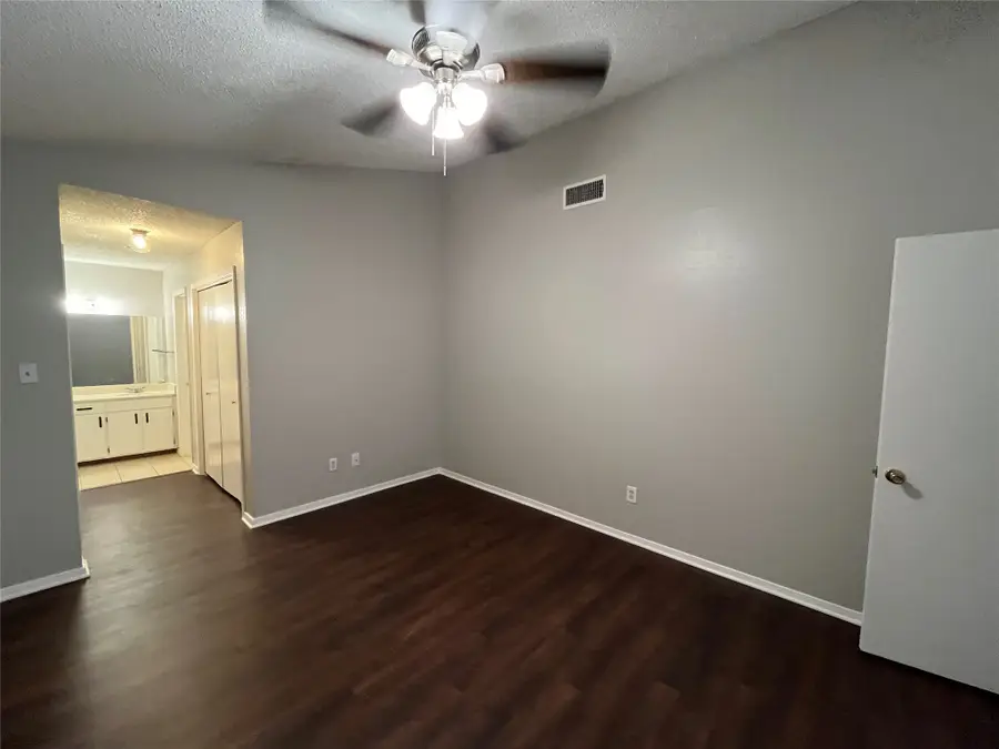 1337 Woodhill Drive, Lewisville, TX 75067 - #3