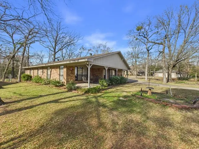 162 1st Oak Drive, Enchanted Oaks, TX 75156 - Image #2