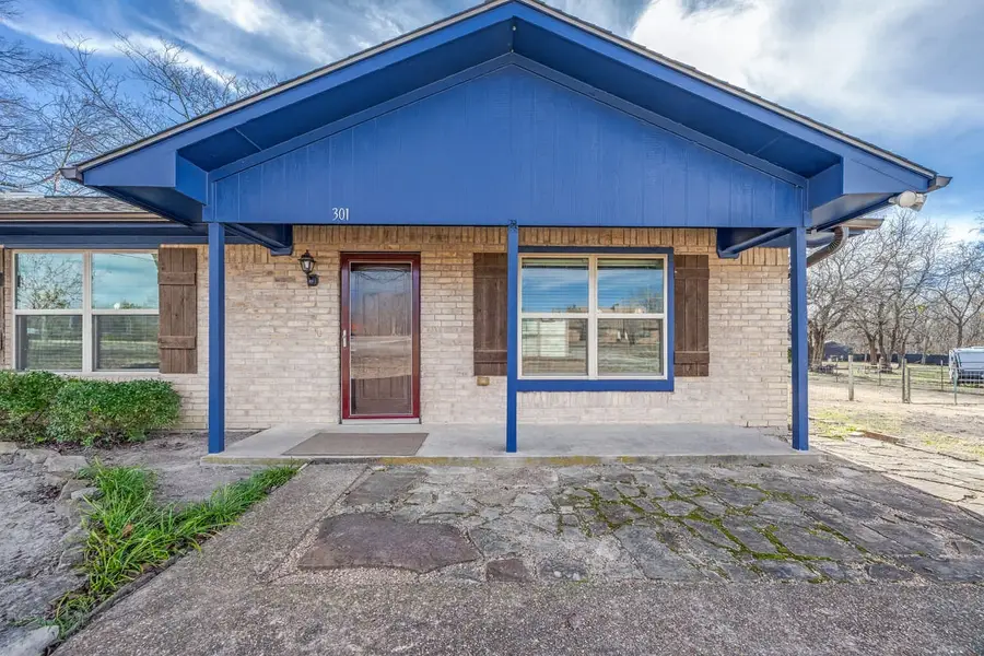 301 Pecan Street, Tom Bean, TX 75489 - Image #3