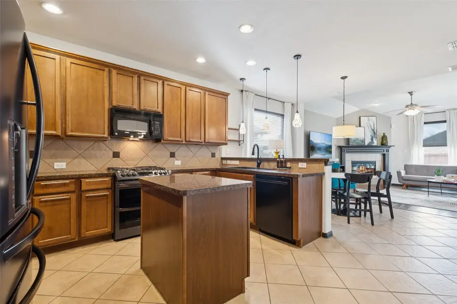 1121 Crest Meadow Drive, Haslet, TX 76052 - Image #3