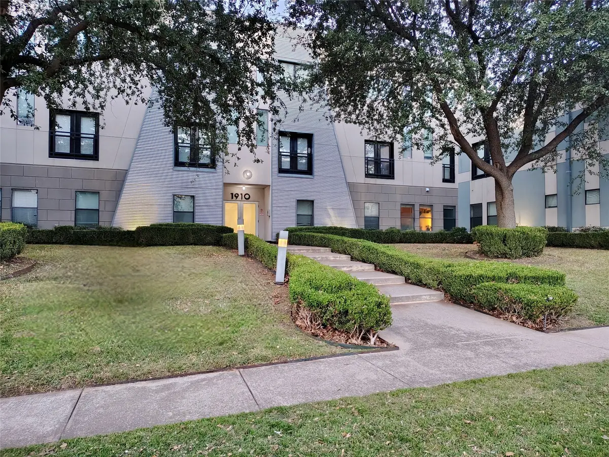 1910 Bennet Avenue, Dallas, TX 75206 - Image #1