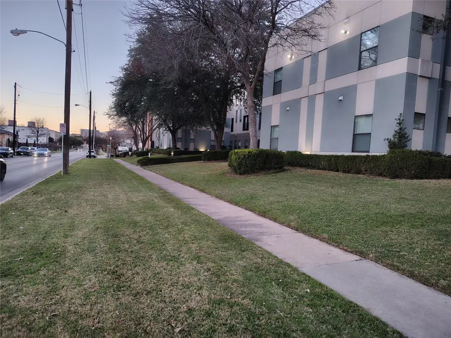 1910 Bennet Avenue, Dallas, TX 75206 - Image #2