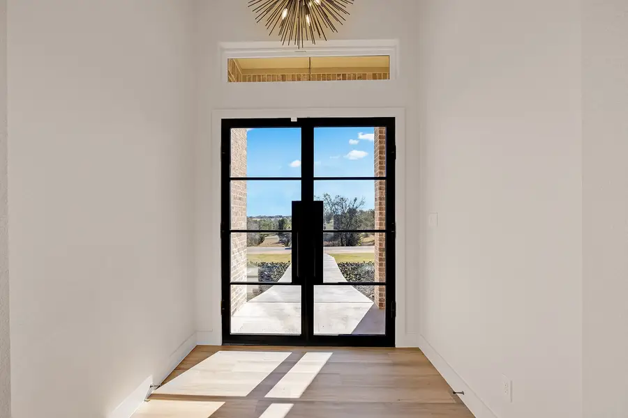 7164 Carnoustie Drive, Cleburne, TX 76033 - Image #3