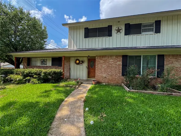 1213 Idlewood Drive, Sherman, TX 75092