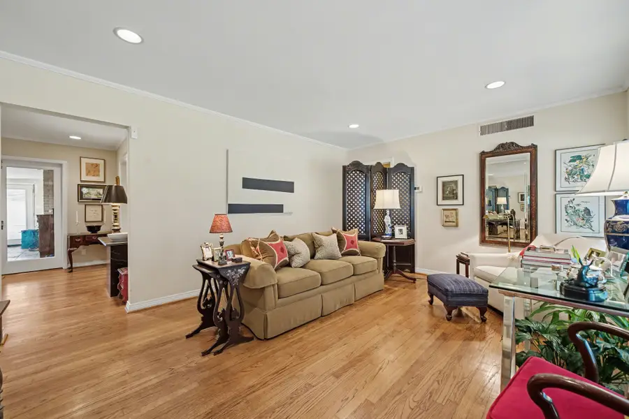 9620 Lakemont Drive, Dallas, TX 75220 - Image #2