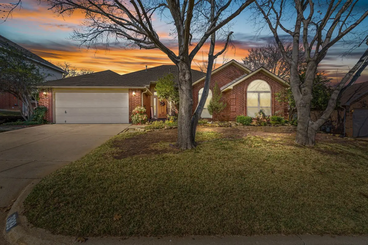 7909 Woodland Drive, North Richland Hills, TX 76182 - Image #1