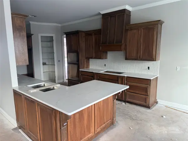 111 Katy Lane, Bossier City, LA 71111