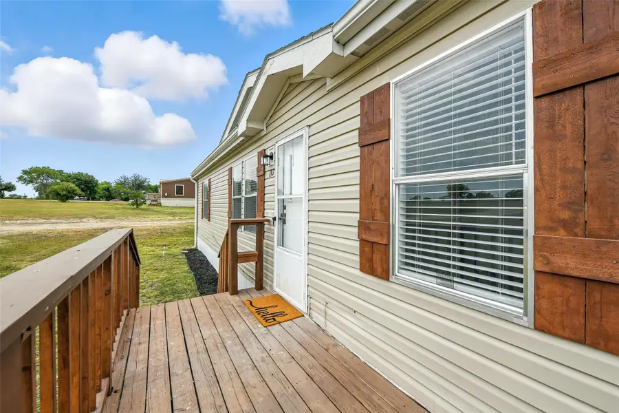 197 Pond View, Decatur, TX 76234 - #2
