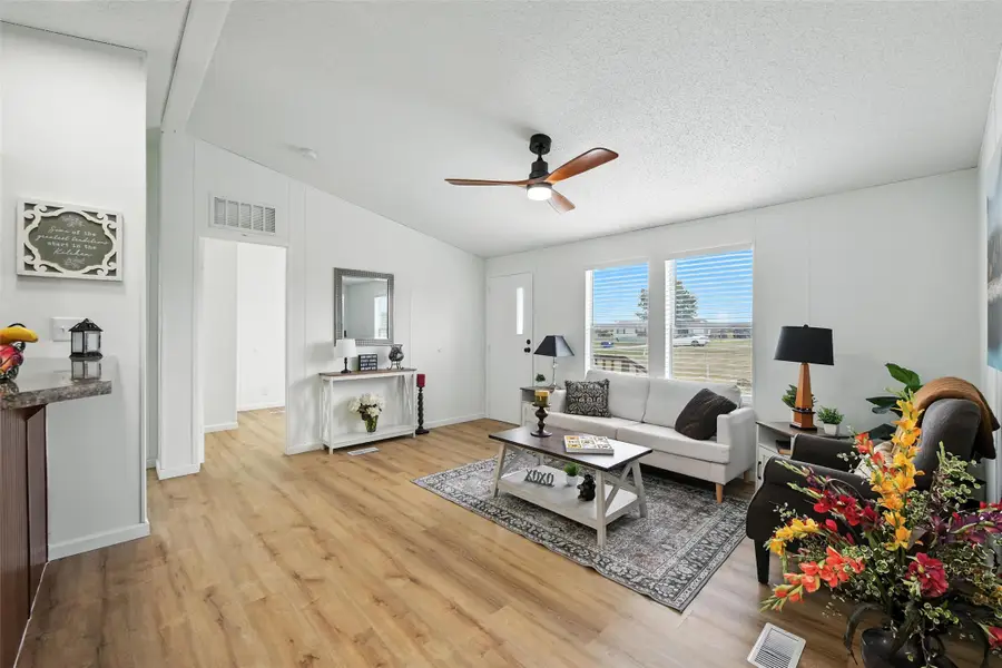 197 Pond View, Decatur, TX 76234 - #3