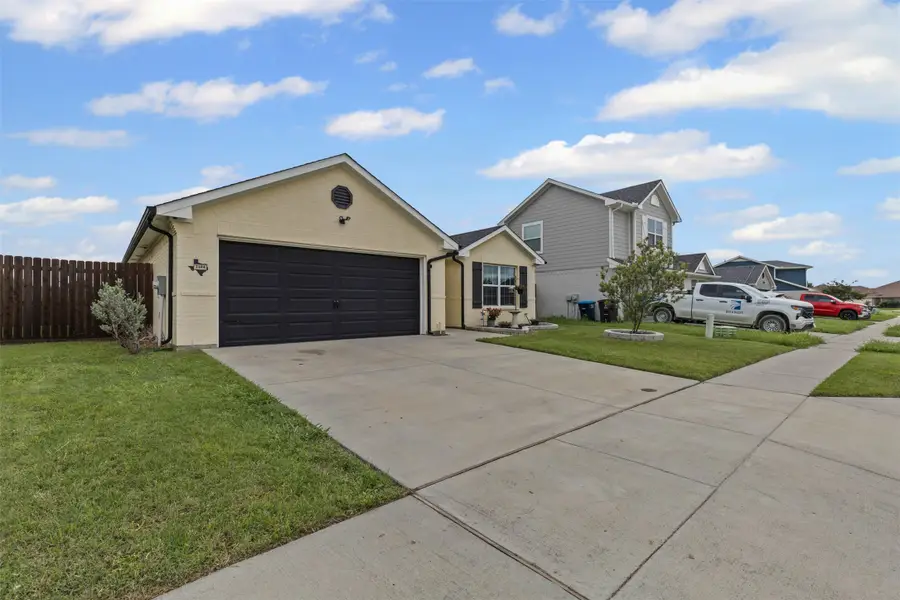 2104 Shane Avenue, Fort Worth, TX 76134 - #3