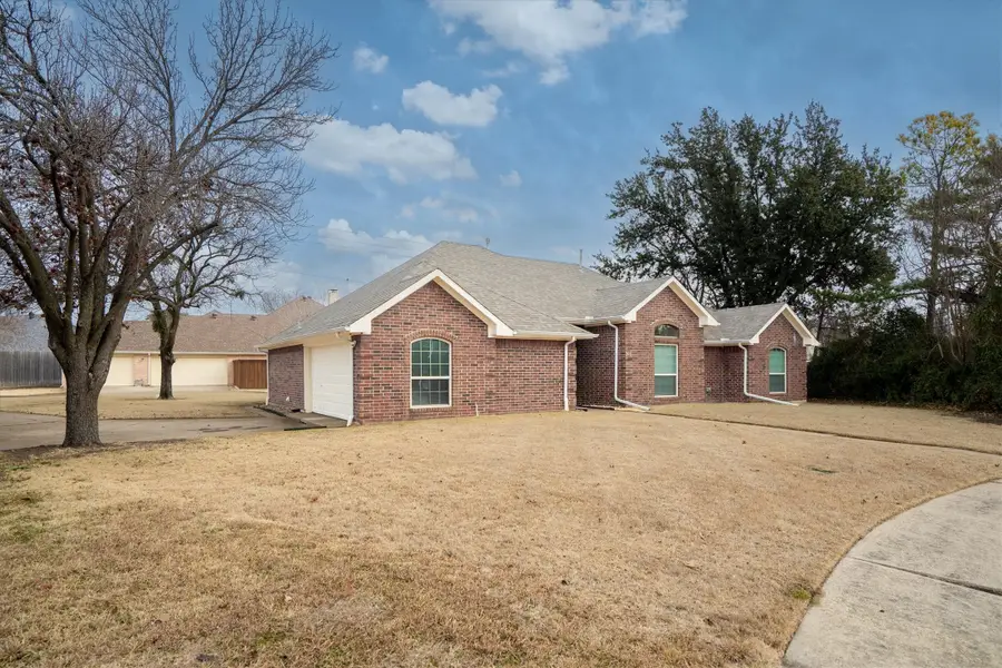2113 Garner Court, Rowlett, TX 75088 - Image #2