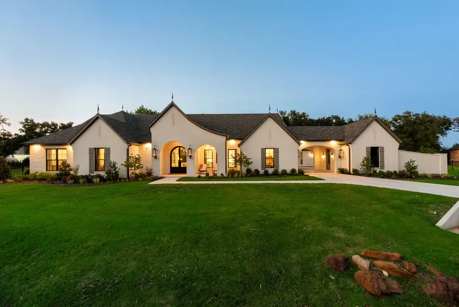 108 Copper Creek Trail, Lewisville Flower Mound, TX 76226 - Image #3