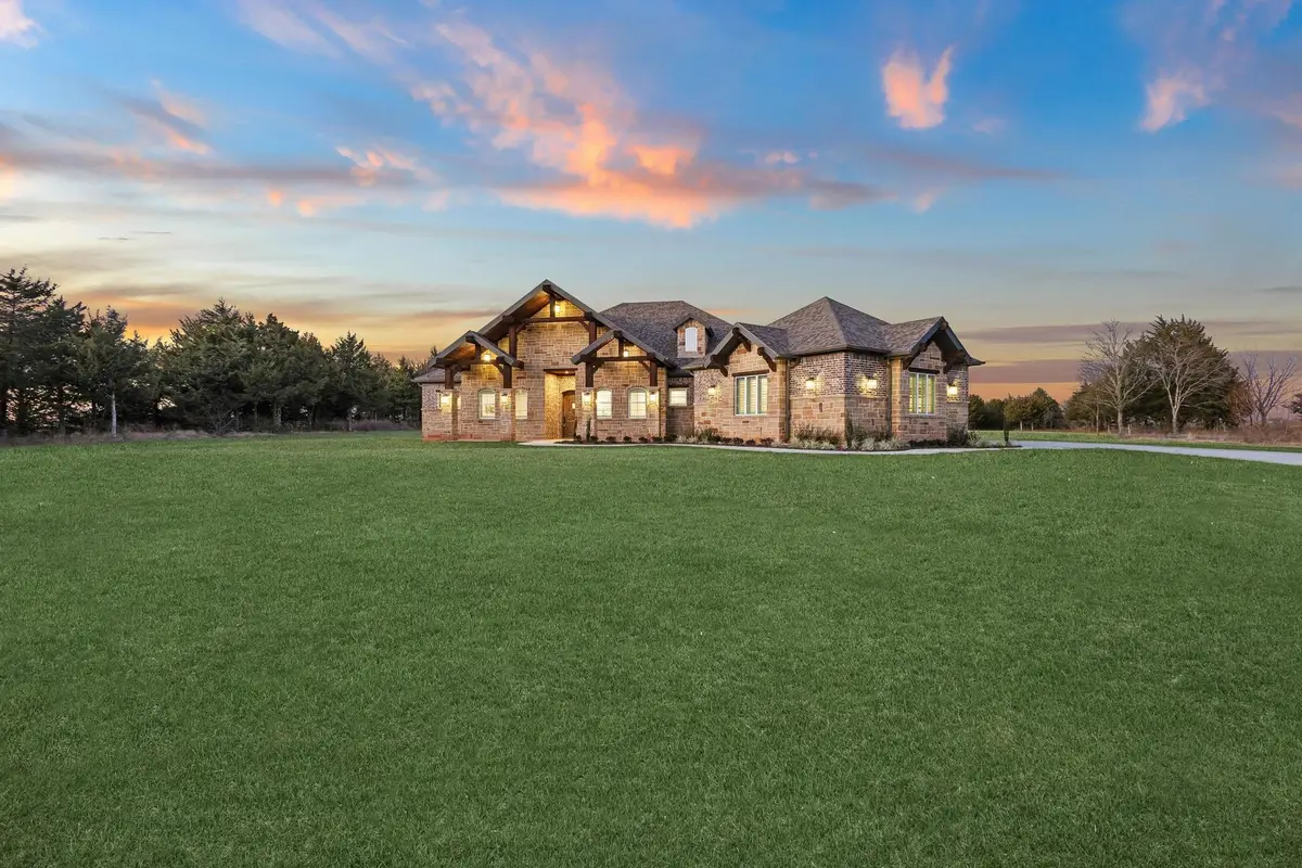 231 Geis Drive, Pottsboro, TX 75076 - Image #1